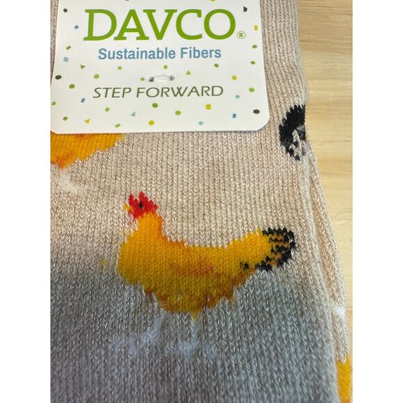 New DAVCO Womens Crew Socks Size 9-11 Chicken Roosters Hens  Great Gift Farm - Picture 4 of 8